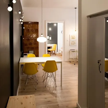 Beyond Lazarza Apartment *